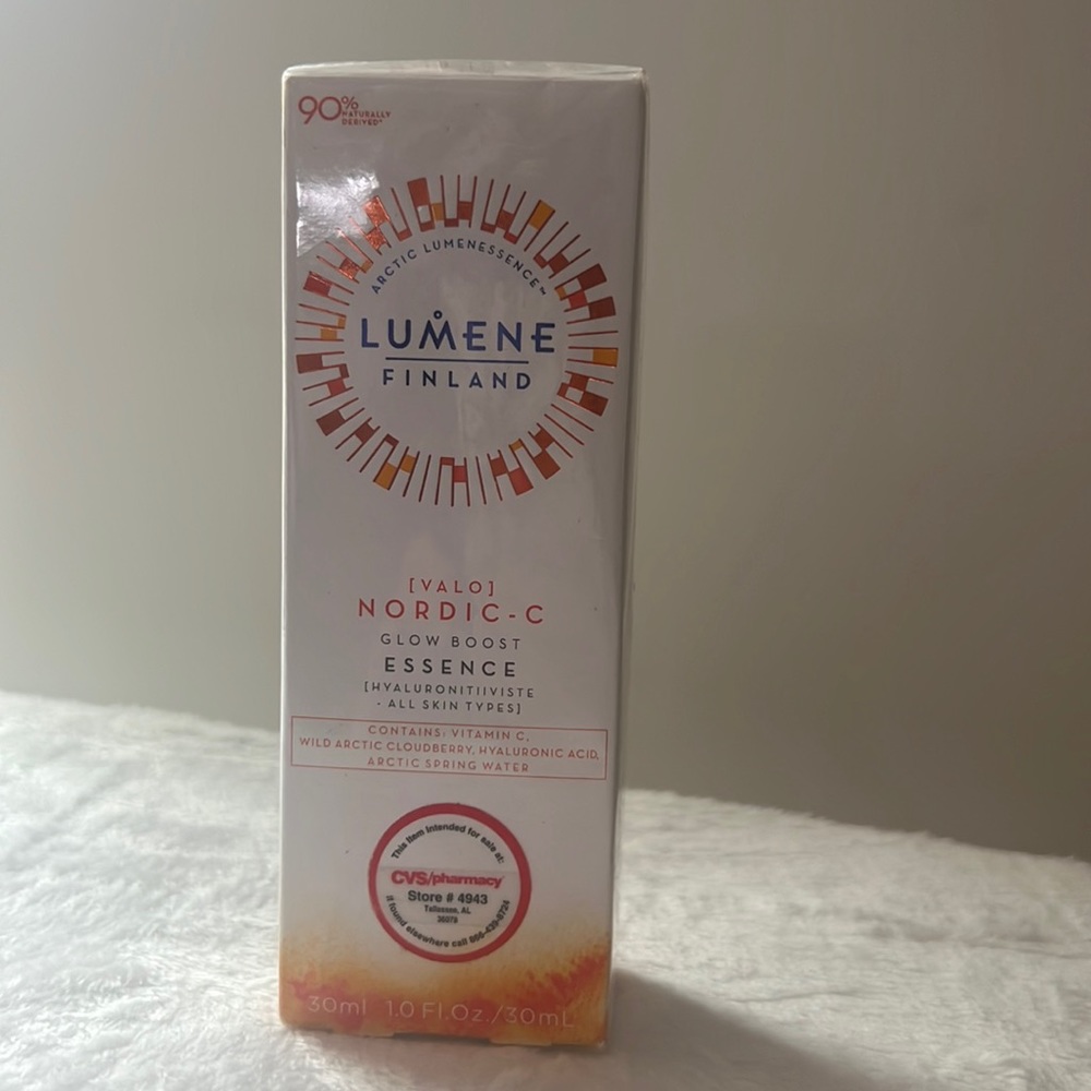Lumene Nordic-C [Valo] Glow Boost Essence Serum - Radiance Enhancing Vitamin C